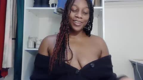 Snapshot of thenaturalgoddess chatting on December 4, 2025, 5:43 pm TheNaturalGoddess online show from December 4, 2025, 5:43 pm