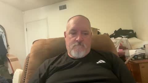 Snapshot of thenewganon chatting on May 30, 2026, 12:19 am thenewganon online show from May 30, 2026, 12:19 am