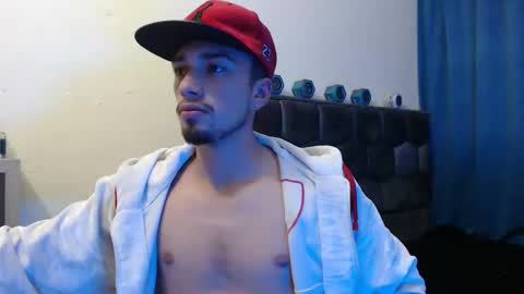 Theo online show from November 5, 2025, 8:36 am