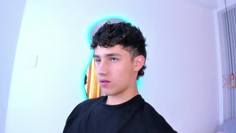  THEO- MATEO  online show from January 6, 2025, 2:36 pm