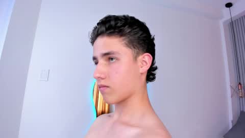  THEO- MATEO  online show from January 7, 2025, 7:59 pm