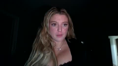 Snapshot of theoneandonlyava chatting on July 19, 2026, 11:03 am Ava online show from July 19, 2026, 11:03 am