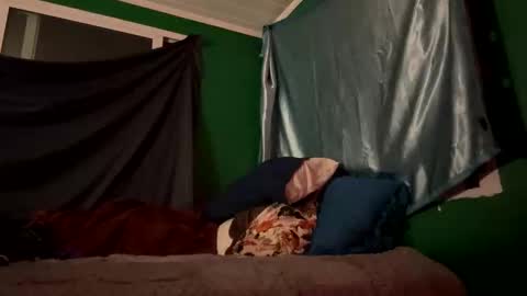 theonlyboi43ver online show from November 19, 2025, 12:10 am