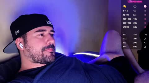 Snapshot of theoravi chatting on December 12, 2024, 2:59 am Theo Ravi online show from December 12, 2024, 2:59 am