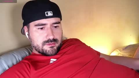 Snapshot of theoravi chatting on November 23, 2025, 4:23 am Theo Ravi online show from November 23, 2025, 4:23 am