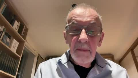 Snapshot of theowlandthe chatting on January 31, 2025, 9:26 pm theowlandthe online show from January 31, 2025, 9:26 pm