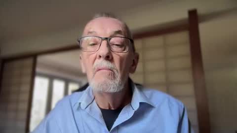 Snapshot of theowlandthe chatting on March 10, 2026, 2:22 pm theowlandthe online show from March 10, 2026, 2:22 pm