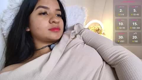 Snapshot of thepeach_ chatting on July 11, 2026, 9:38 pm thepeach_ online show from July 11, 2026, 9:38 pm