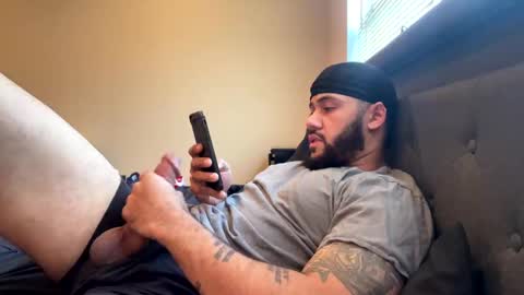 Snapshot of thepipe_layer chatting on December 26, 2024, 8:32 pm ThePipe online show from December 26, 2024, 8:32 pm