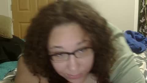 Amelia online show from November 17, 2025, 3:23 am