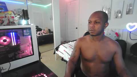 The Plug Love  Friends online show from December 14, 2025, 1:11 am