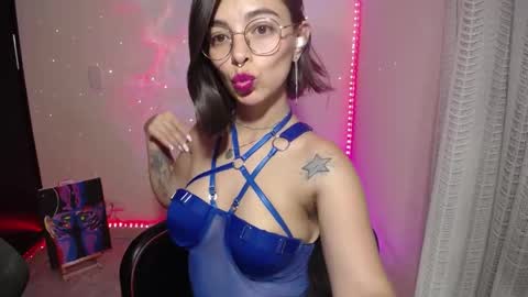 Snapshot of thepowerpuffgirl_99 chatting on December 5, 2024, 10:44 am Amy online show from December 5, 2024, 10:44 am