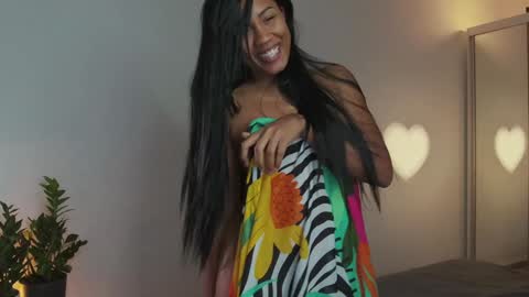 Snapshot of therainqueen chatting on January 8, 2025, 11:54 am YAYA online show from January 8, 2025, 11:54 am