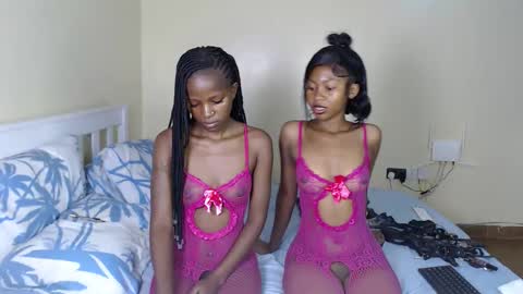 Snapshot of therealdesire chatting on November 15, 2025, 1:25 am therealdesire online show from November 15, 2025, 1:25 am