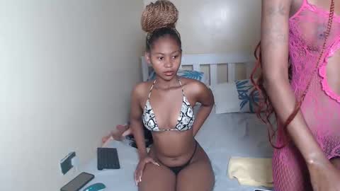 Snapshot of therealdesire chatting on February 25, 2026, 5:50 am therealdesire online show from February 25, 2026, 5:50 am