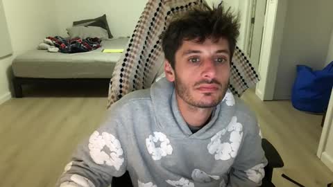 therealdylansdick online show from November 10, 2025, 11:04 pm