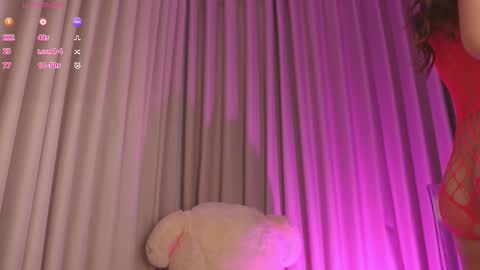 Snapshot of therealpeach_ chatting on January 18, 2026, 6:06 am online show from January 18, 2026, 6:06 am