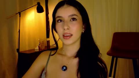 Snapshot of therose_mar chatting on October 21, 2025, 12:11 am Mar online show from October 21, 2025, 12:11 am