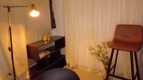 Snapshot of therose_mar chatting on October 25, 2025, 1:24 am Mar online show from October 25, 2025, 1:24 am