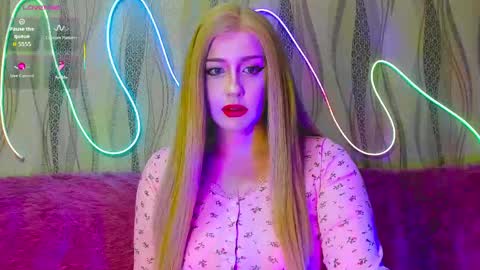 Snapshot of therosesweet chatting on May 22, 2026, 8:36 pm Rose online show from May 22, 2026, 8:36 pm