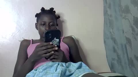 Snapshot of therry_heart chatting on February 25, 2026, 7:12 pm hearty online show from February 25, 2026, 7:12 pm