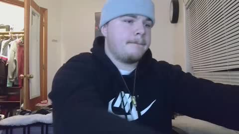 theskeetr27 online show from January 2, 2025, 5:24 am