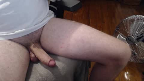 Snapshot of thesneakysqueeker chatting on November 23, 2025, 9:14 pm Peter online show from November 23, 2025, 9:14 pm