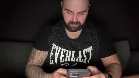 Snapshot of thessalonikios1987 chatting on February 5, 2025, 12:31 am Hornyforyou online show from February 5, 2025, 12:31 am