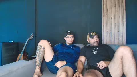 Snapshot of thestraightroom chatting on April 9, 2026, 12:54 pm thestraightroom online show from April 9, 2026, 12:54 pm