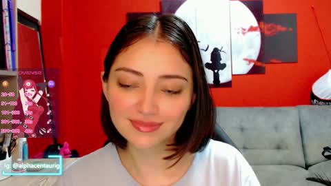 Snapshot of thesweethari chatting on December 4, 2024, 12:03 pm I dont do real meetings My bio online show from December 4, 2024, 12:03 pm