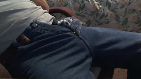 thetnguy online show from November 28, 2025, 1:36 pm