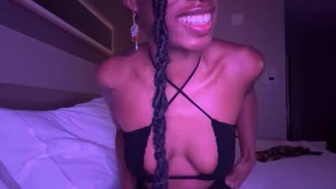 Snapshot of thevixensapphire chatting on February 15, 2026, 8:57 am Sapphire the Vixen online show from February 15, 2026, 8:57 am