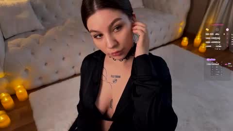 Snapshot of thewetmuse chatting on November 21, 2025, 11:09 am Grace Next broadcast - online show from November 21, 2025, 11:09 am