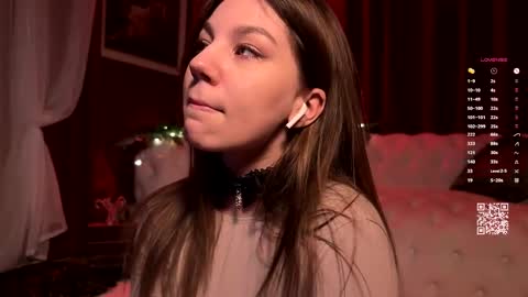 Snapshot of thewetmuse chatting on December 15, 2025, 1:04 pm Grace Next broadcast - online show from December 15, 2025, 1:04 pm