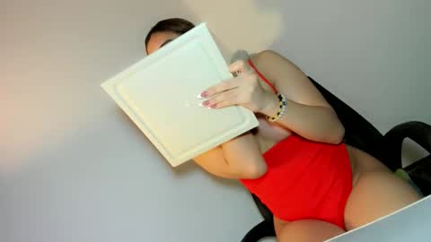 stella online show from October 20, 2025, 5:19 am