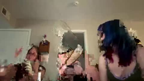 Snapshot of thewildwildwest chatting on March 21, 2026, 11:19 pm West online show from March 21, 2026, 11:19 pm