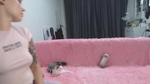 Snapshot of theysaidimcute chatting on October 20, 2025, 8:42 pm theysaidimcute online show from October 20, 2025, 8:42 pm