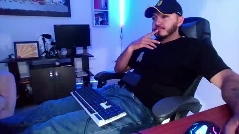 Snapshot of thiago_420 chatting on May 15, 2026, 11:45 pm thiago_420 online show from May 15, 2026, 11:45 pm