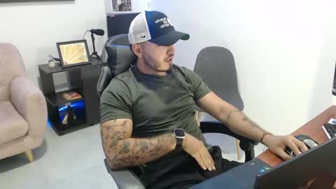 Snapshot of thiago_420 chatting on May 27, 2026, 8:17 pm thiago_420 online show from May 27, 2026, 8:17 pm