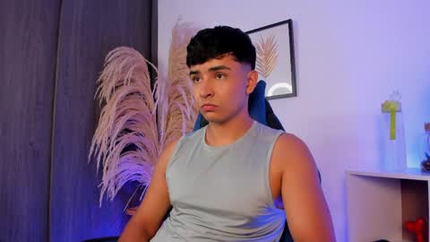 Snapshot of thiago_connor21 chatting on May 22, 2026, 1:13 am Thiago online show from May 22, 2026, 1:13 am