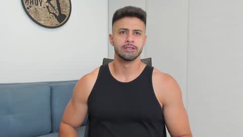 thiago_driussi online show from January 4, 2025, 12:48 am