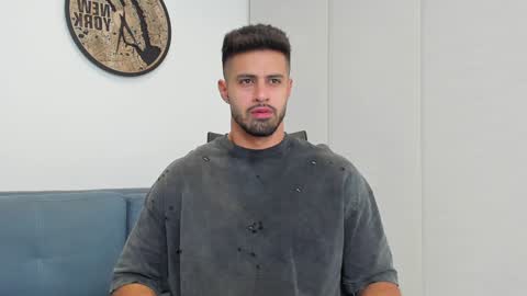 thiago_driussi online show from January 7, 2025, 12:24 am