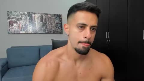 thiago_driussi online show from October 27, 2025, 10:25 pm