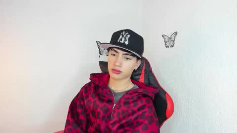 Thiago online show from December 18, 2025, 9:32 pm