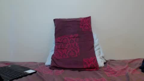 Snapshot of thiago_hot_boy chatting on December 20, 2024, 1:11 pm Thiago independent model online show from December 20, 2024, 1:11 pm