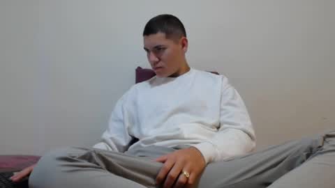 Snapshot of thiago_hot_boy chatting on December 30, 2024, 10:53 am Thiago independent model online show from December 30, 2024, 10:53 am