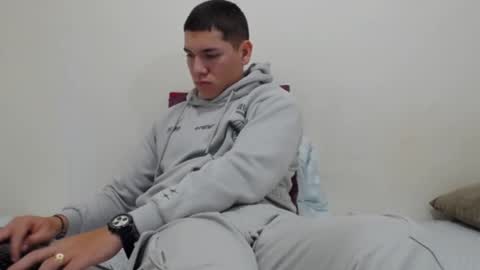 Snapshot of thiago_hot_boy chatting on January 7, 2025, 11:16 am Thiago independent model online show from January 7, 2025, 11:16 am
