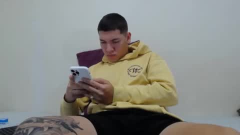 Snapshot of thiago_hot_boy chatting on January 16, 2025, 7:38 am Thiago independent model online show from January 16, 2025, 7:38 am