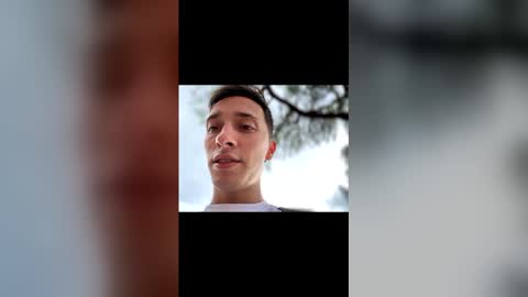 SanThiago online show from April 3, 2026, 9:57 pm