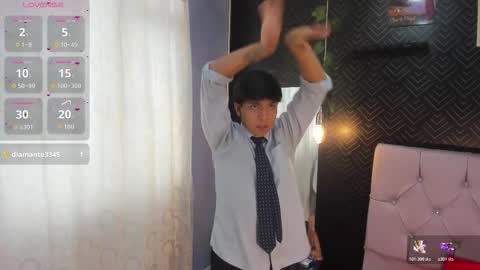 thiago online show from November 6, 2025, 1:34 pm